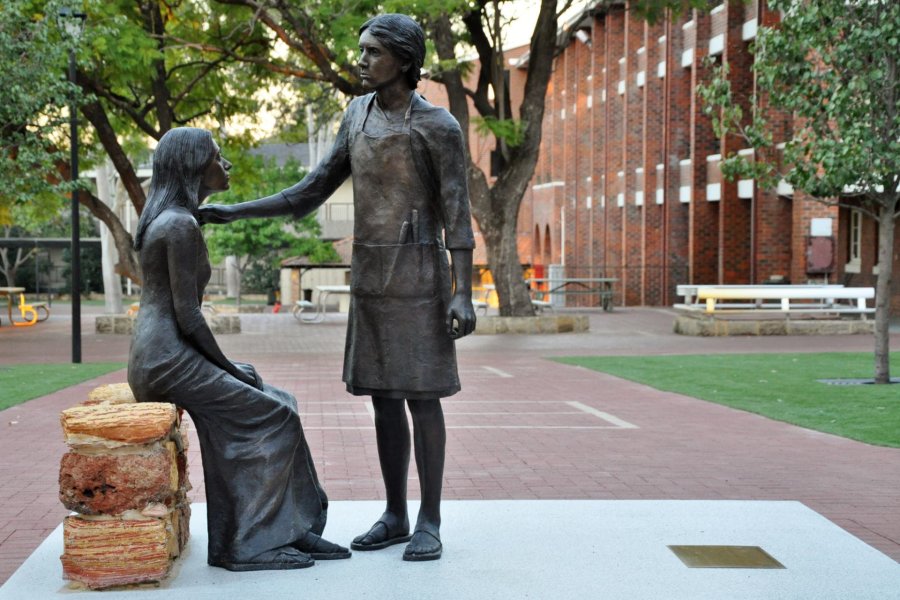 Mary and Jesus, Mother and Son bronze statue